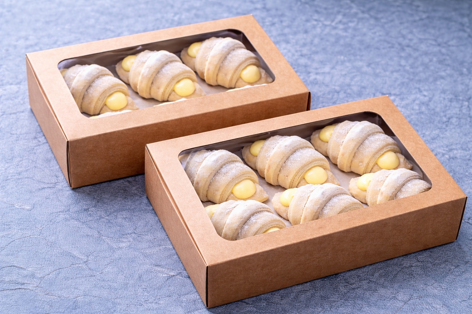 12 Crème Anglaise Croissants