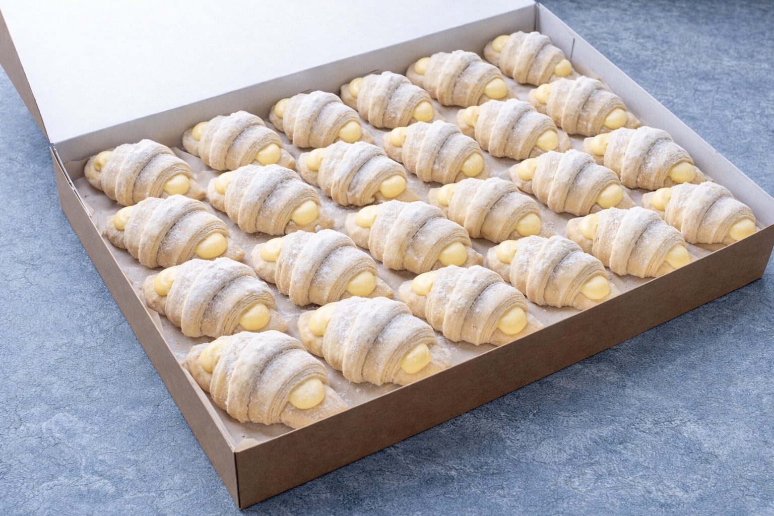 24 Crème Anglaise Croissants